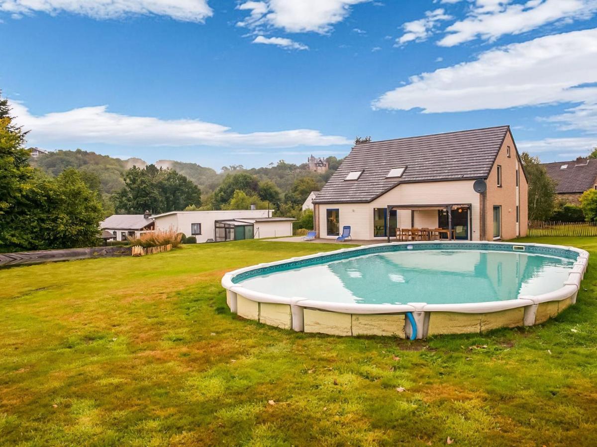 Splendid Villa In Sart Jalhay With Swimming Pool Nivezé Oda fotoğraf